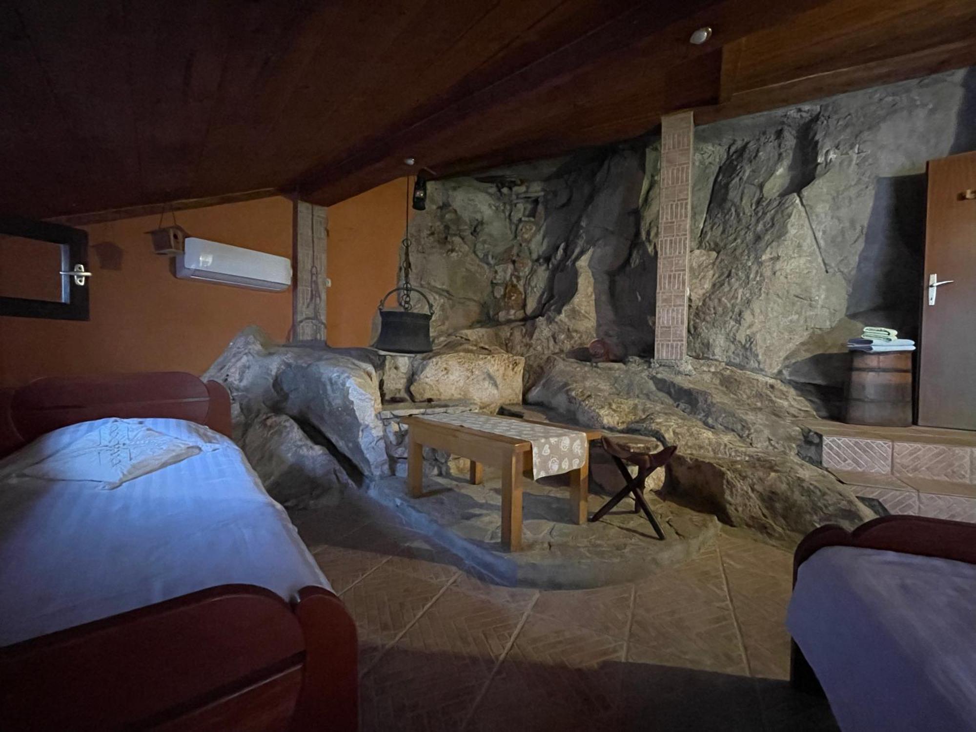 Cave Apartment Virpazar Exterior foto